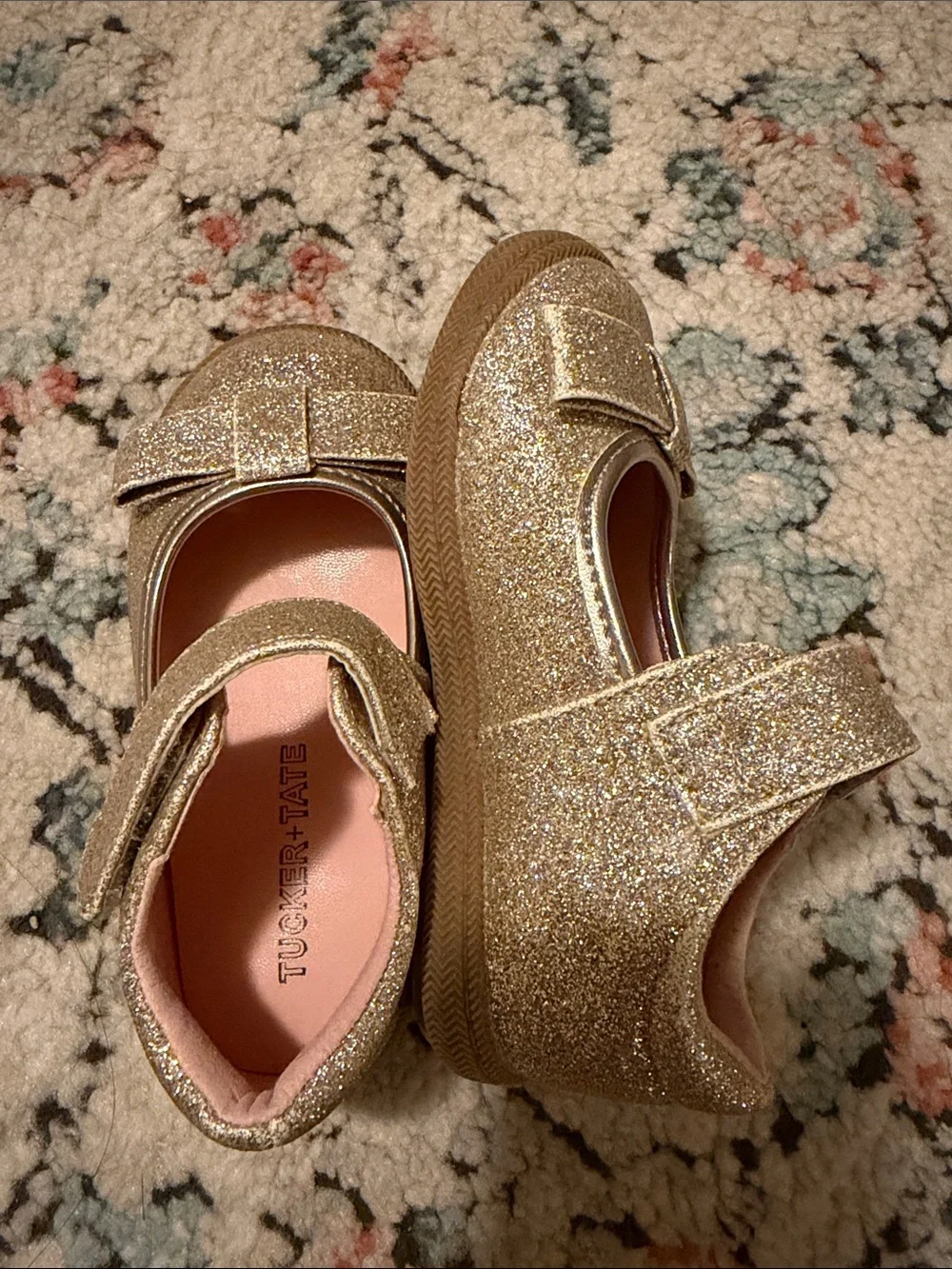 Tucker + Tate Pink Lined Gold Glitter Mary Janes for Kids NWOT never worn size 6
